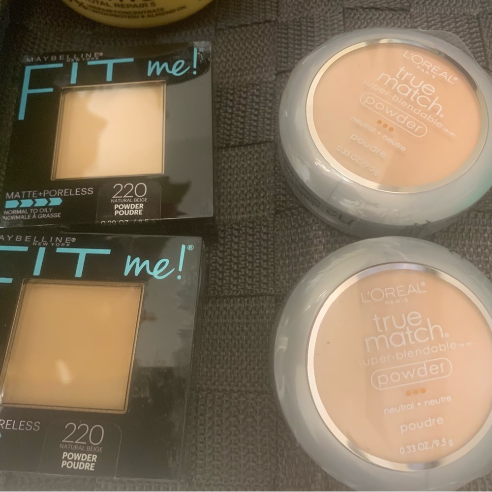 Last Chance 💕Beige/Neutral Pressed Powder (Face)